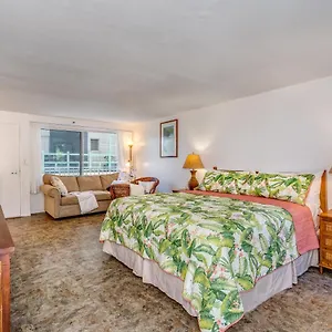 @ Marbella Lane - Breezy Studio@diamond Head Apartment
